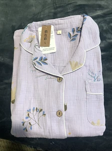 New Women Cotton Pajamas Set; Lilac with Flowers. Large - Picture 1 of 9