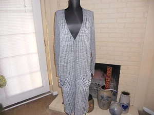 NEU MIT ETIKETT FREE PEOPLE LANGE CARDIGAN SCHATTENSTREIFEN SCHWARZ/ELFENBEIN KOMBI GRÖSSE SMALL - Bild 1 von 11