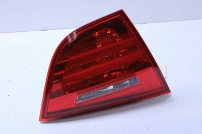Luz trasera izquierda BMW 328i 335i M3 2009-2011 OEM usada Foto 1 de 4