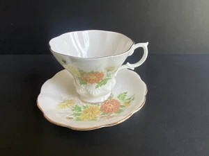 Royal Albert Bone China Teacup Saucer Lyric Shape FRIENDSHIP SERIES MUM - Bild 1 von 5