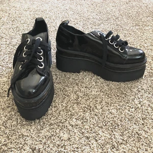 Jeffrey Campbell Schism Patent Leather Platform Loafer Lace up shoe Black 9.5M - Picture 1 of 10
