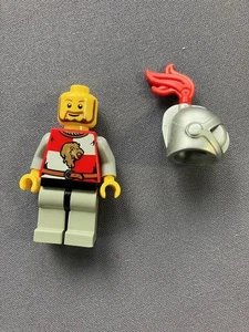 LEGO Lion Knight CAS444 Minifigure From Castle Kingdoms Set 7950 - Picture 1 of 5