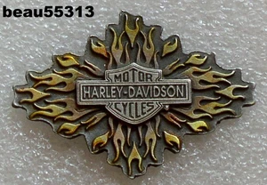 ⭐"VINTAGE" 1997 HARLEY DAVIDSON "LLAMA" CHALECO CHAQUETA SOMBRERO PIN - Imagen 1 de 1