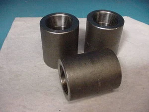 13 pieces 1-1/2" SA105N THREADED COUPLING Malleable Iron B16.3 - Bild 1 von 1