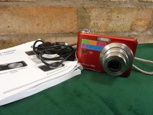 Una bonita cámara digital GE A835 8 mega píxeles zoom 3X - Imagen 1 de 1