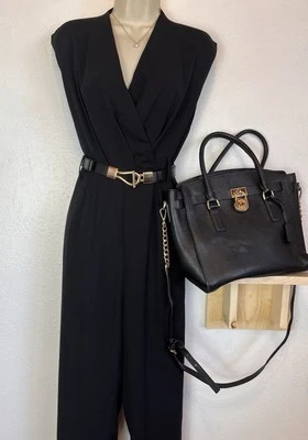 Macacão Finders Keepers preto tamanho médio manga curta - Imagem 1 de 4