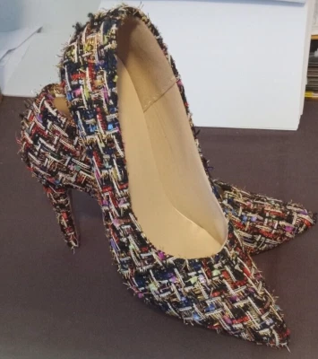 Tacones Stilletos de trapo/tela de 4". Talla 8. Multicolor. ¡USADO! Mujer/Junior. Foto 1 de 4