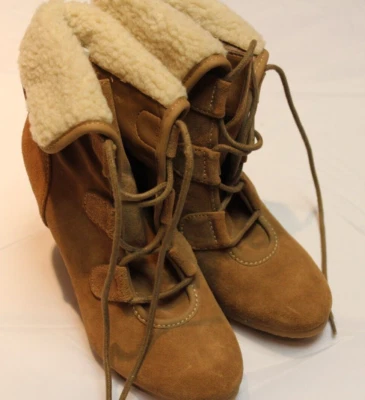 GIANNI BINI Mujer 6.5M Botín de Gamuza con Cordones, Tacón de Cuña, Top Sherpa con Puños Foto 1 de 4