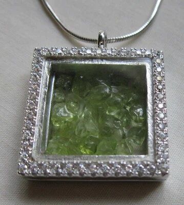 CADENA 30". / COLLAR MEDALLÓN PLATA ESTERLINA 925 PERIDOTO GENUINO / DIAMANTES LC Foto 1 de 4