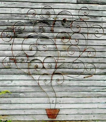 ANTIGUO ENREJADO DE JARDÍN DE HIERRO FORJADO DE PRINCIPIOS DEL SIGLO XX Foto 1 de 4