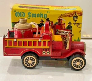 2288J -Vintage 1960's Japan Cragstan Antique Old Smoky Friction Tin Fire Truck! - Picture 1 of 16