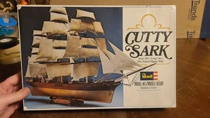 1979 Revell Cutty Sark Fastest Clipper Sailing Ship Model Kit 15" w box PICS !! - Picture 1 of 6