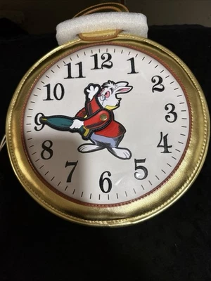 Reloj Bolsillo Loungefly Alicia en el País de las Maravillas Blanco Conejo Figura Bandolera - NUEVO Foto 1 de 4