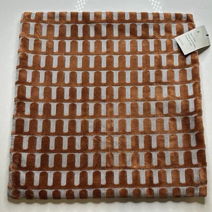 Funda de almohada West Elm Cut Terciopelo Arcos 20 X 20 Cobre Óxido - Imagen 1 de 4
