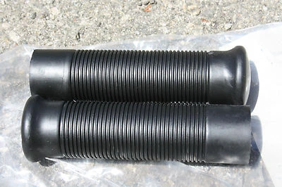 Jackhammer grips  1" bars vintage  Jack Hammer Harley Anderson grip BLACK ribbed - Image 1 of 4