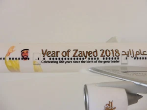 Emirates Year Of Zayed 2018 Boeing 777-300ER 1/200 Herpa Snap Fit 611985 777 - Picture 1 of 12