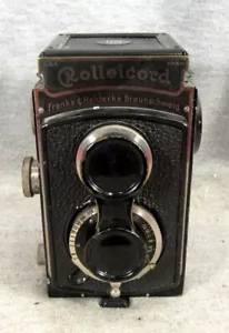 VINTAGE ROLLEICORD FRANKE & HEIDECKE BRAUNSCHWEIG BOX CAMERA (EZS002202) - Picture 1 of 11