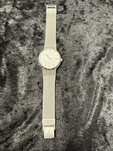 C914 Wristwatch Vintage Bulova No. 9 Steel Back Quartz - Picture 1 of 8