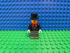 Lego Caroler Minifigure 10249 Holiday Christmas hol064 City Town CMF Lot Rare 