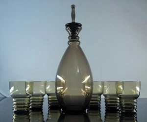 ART DECO SERVICE DIGESTIF CARAFE 4 GOBELETS VERRE FUMME BELGIQUE SIGNE - Picture 1 of 12