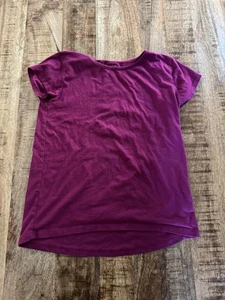The Children’s Place Girls Purple Short Sleeve Solid T-Shirt Size 10/12 L - Picture 1 of 3