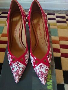 Miss Sixty White And Red Floral Embroidered Shoes, Size 6, EU 39