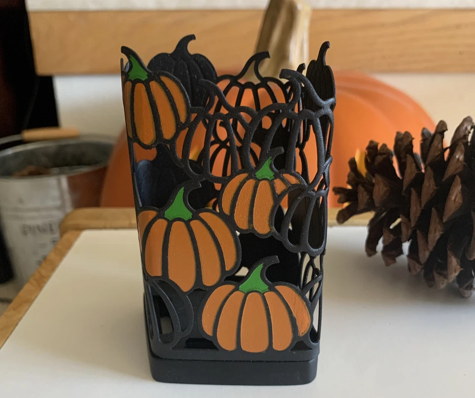 Bath & Body Works Foam Foaming Soap Holder Sleeve Halloween Fall Pumpkins 2021