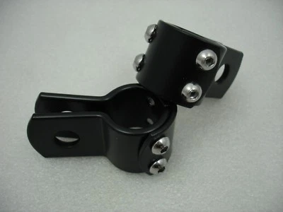 JUEGO DE ABRAZADERAS 1" CLAVIJA ESCAPE ACEITE ENFRIADOR MONTAJE HARLEY MARCO 1/2" AGUJERO NEGRO  Foto 1 de 4