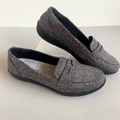 Mocasín Clarks Cloudsteppers Sillian 2.0 Hope para mujer talla 7.5 centavo gris tweed Foto 1 de 4