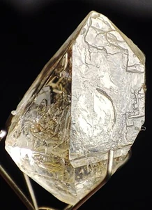 2.2g Petroleum Diamond Quartz Crystal Balochistan Pakistan - Picture 1 of 16