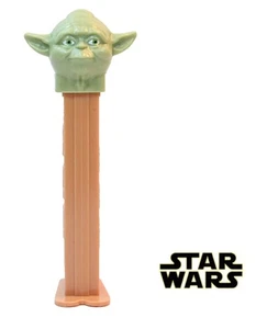 Pez STAR WARS Yoda + Caramelo de recarga, excelente relleno de medias - Imagen 1 de 3