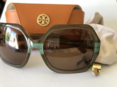 Gafas de sol Tory Burch para mujer Foto 1 de 4