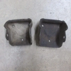 79 80 81 82 83 84 CHEVY GMC VAN 1500 2500 3500 350 V8 ENGINE SIDE MOUNTS 3993722 - Bild 1 von 3