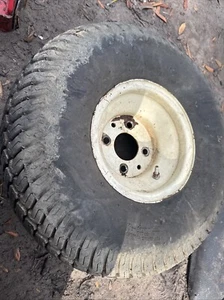 (H95-OR-H96) Cub Cadet LT1042 Rear Tire 20x10.00-8 ; 13BX11CG712 - Picture 1 of 4