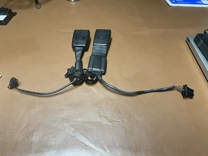 05 Audi A6 Quattro 3.2 Left & Right Front Seat Buckle Connectors 4F0857755,8E085 - Picture 1 of 6