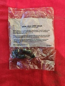 Sellos de vástago de válvula Viton 2.3L nuevos para Ford/Mazda. Pack de 8. #5P00556. (310C) - Imagen 1 de 2