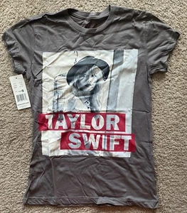 NEW Taylor Swift 2012 Official Red Grey Tee T-shirt Youth Size Small - Picture 1 of 12