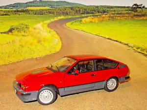 ALFA ROMEO GTV6 COUPE ~1984~ALFA RED~SOLIDO 1/18 MODELLINO PRESSOFUSO # S1802301 *COME NUOVO* - Foto 1 di 24