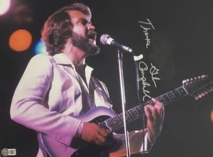 Glen Cambell Signed 16x12 Photo AFTAL Authentication AA14266 - Foto 1 di 2