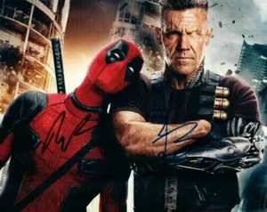 Foto firmada por Ryan Reynolds Josh Brolin 8x10 autografiada con certificado de autenticidad - Imagen 1 de 1