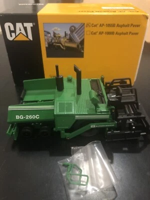 Pavimentadora de asfalto NZG #479 CAT Caterpillar AP-1055B Barber Greene BG-260C - 1:50 Foto 1 de 4
