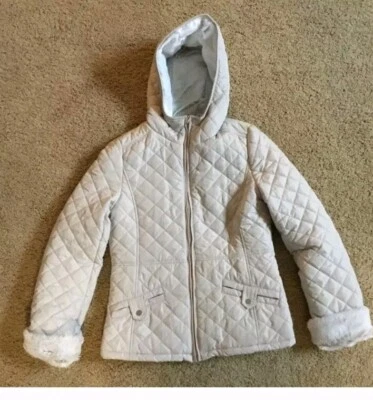 Chaqueta acolchada súper suave resistente a la intemperie para mujer talla pequeña Foto 1 de 4