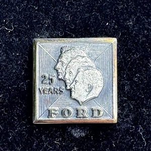VTG FORD MOTOR COMPANY 25 Years Employee Loyalty Service 10K 1/10 Gold Tie Tack - Picture 1 of 8