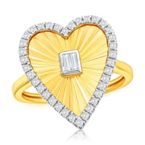 Anillo de plata esterlina, corazón D-C circonita cúbica - chapado en oro - Imagen 1 de 1
