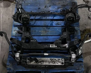 ⭐ 2007-2013 BMW X5 E70 suspensión delantera soporte travesaño subchasis OEM - Imagen 1 de 4