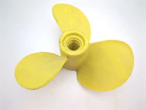 Mercury MerCruiser 48-814700A1 Genuine OEM Plastic 14" X 19 Emergency Propeller - Picture 1 of 4