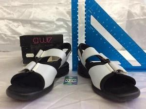 G Wiz Black /White Leather Low Heel Sandals Women's 7.5 Great Condition - Picture 1 of 8