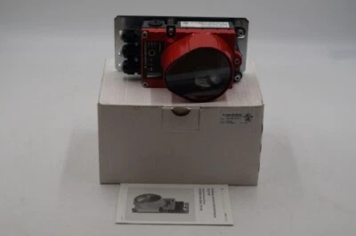 Leuze Electronic DDLS 200/120.1-20 Data Light Barrier - Image 1 of 4