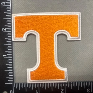 UNIVERSITY OF TENNESSEE FREIWILLIGE FUSSBALL GESTICKTER AUFNÄHER ZUM AUFBÜGELN - Bild 1 von 1