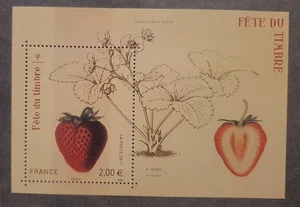 Frankreich: Block Y&T F4535 Erdbeere Rubin - 2011 - NEU**/MNH - Bild 1 von 1
